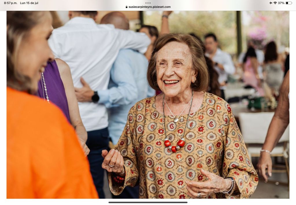 In Memoriam Carolina Zapata de Bernárdez “Kiki”