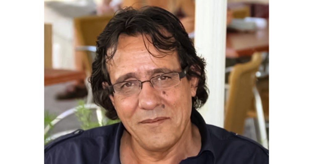 بِحكمِ العادةِ / أغنيةُ&nbsp;النهر